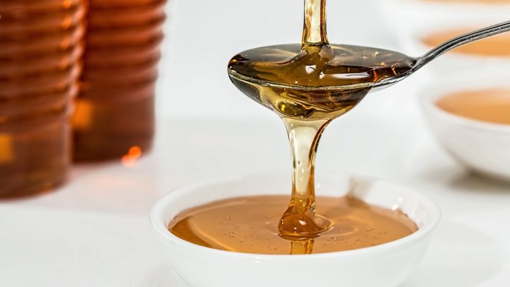 Peut-on soigner les blessures avec du miel ?